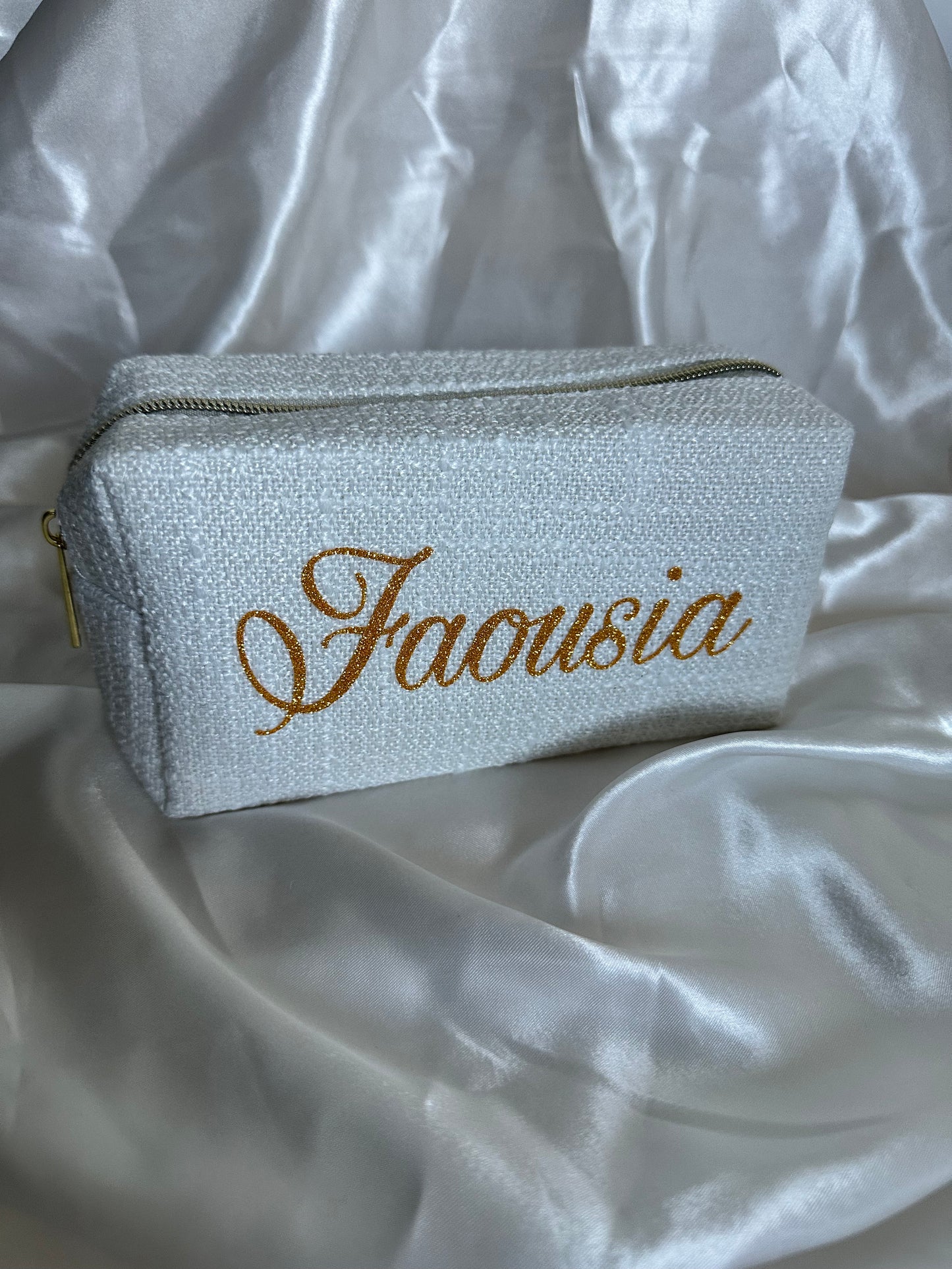 Trousse a maquillage tissu tressé