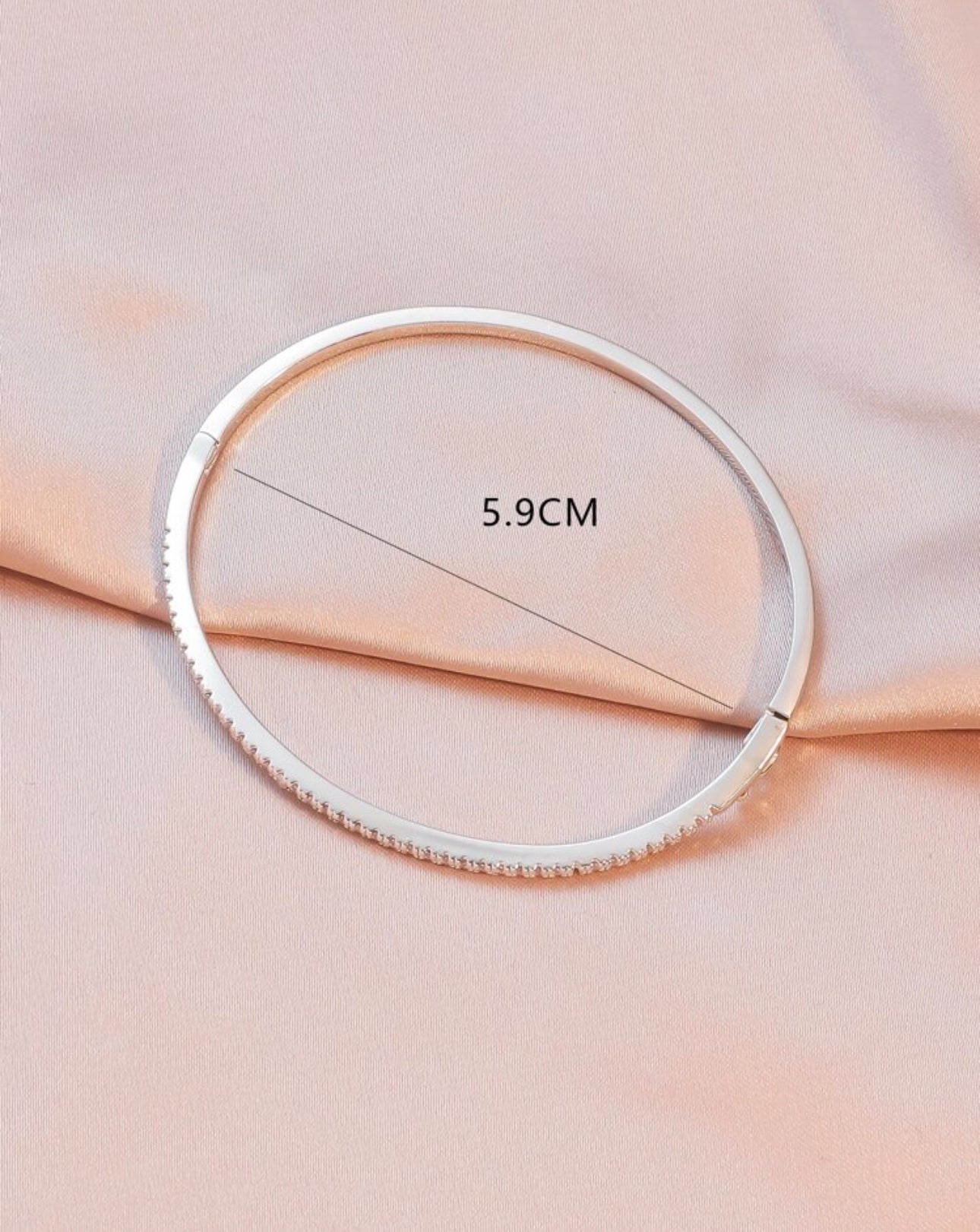 Bracelet Femme Doré avec Zircons – Bijou Raffiné en Acier Inoxydable