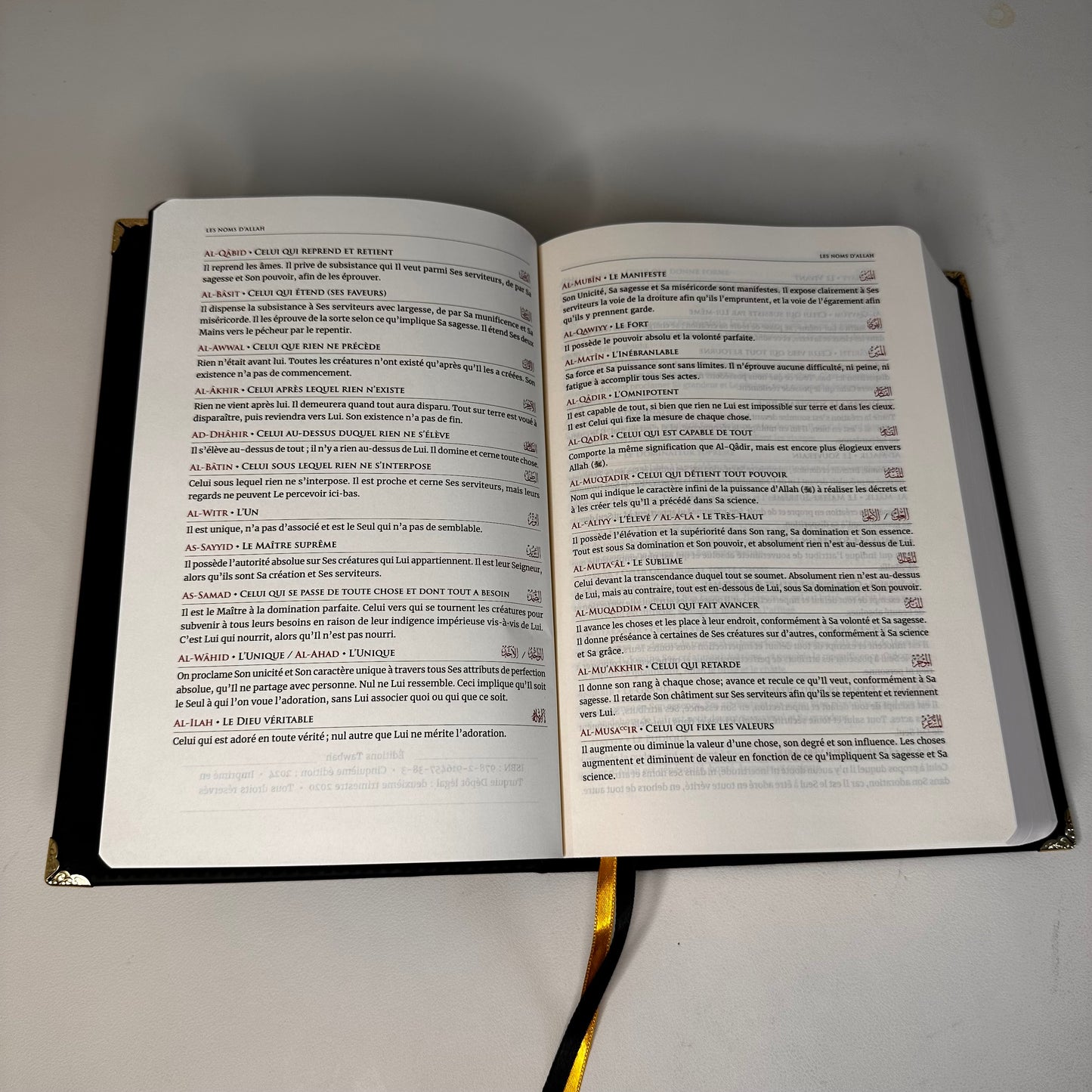 Coran Tawbah Arabe Français avec Angles Dorés Renforcés – Un Trésor à Préserver