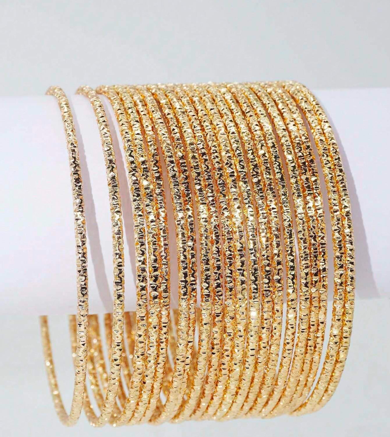 Bracelets dorés – Pack de 20 pièces