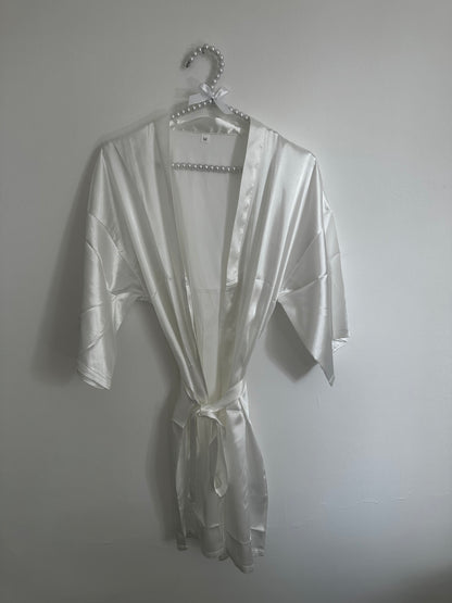 Peignoir effet satin court