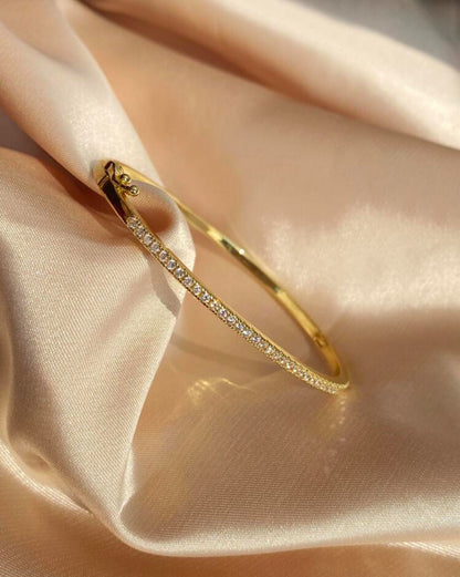Bracelet Femme Doré avec Zircons – Bijou Raffiné en Acier Inoxydable
