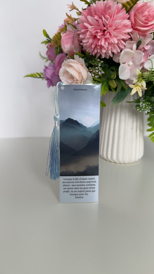 Marque-page avec pompon – l’accessoire indispensable pour vos moments de lecture -15